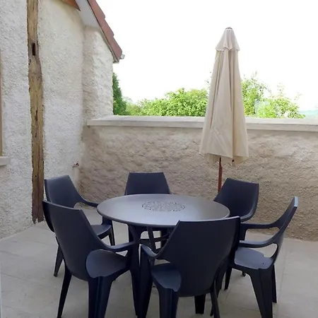 Maison Conviviale Avec Garage, 3 Chambres, Terrasse Fermee Et Accessible Aux Personnes Handicapees - Fr-1-611-25